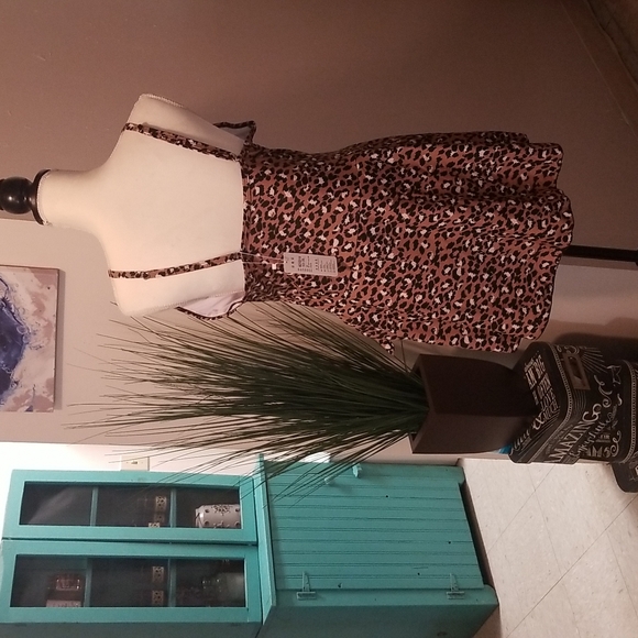 Ladies leopard print plus size swim dress - Picture 2 of 4